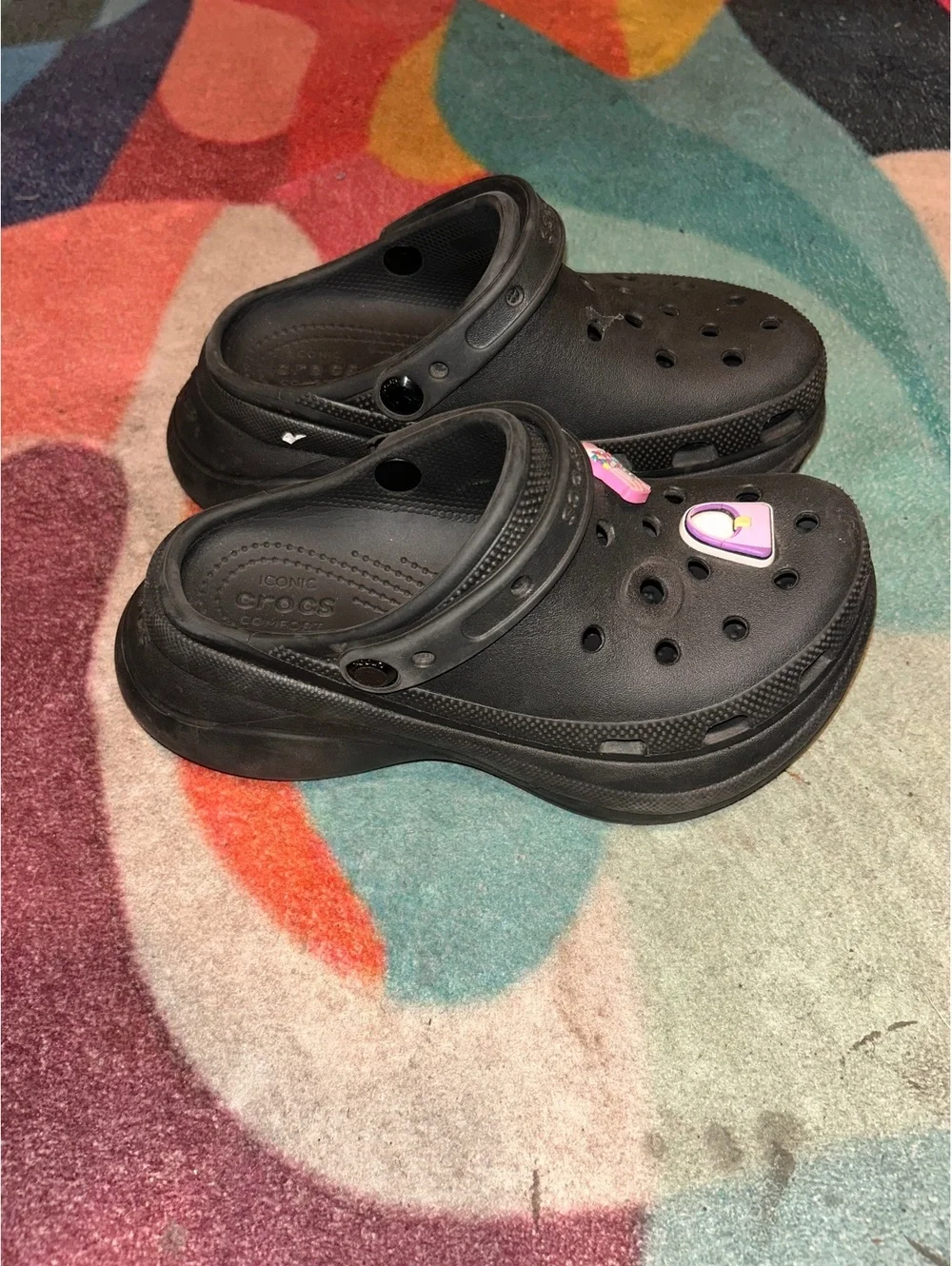 Men's Black Crocs Classic Clogs with Charms Size 10